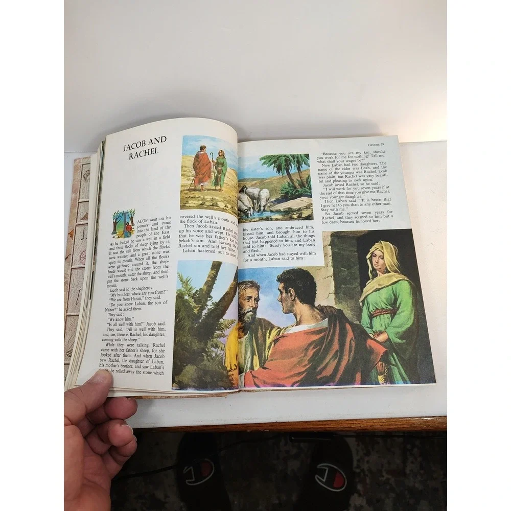 1965 Golden Press THE CHILDREN's BIBLE Illustrated Old New Testament Hardcover
